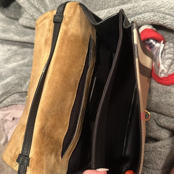 Burberry purse - Picture 5 of 7